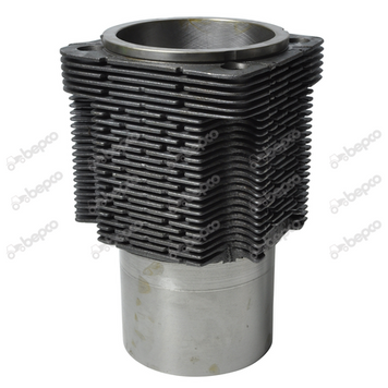 Гильза &Oslash; 102 X 110 MM - L 222.30 MM двигателя Deutz BF6L913 F4L913 F6L913 F3L913 21/35-74D 02231928 фото